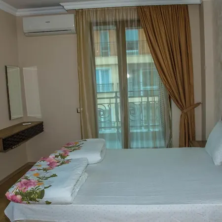 Rose Gardens Boutique By Asteri Aparthotel Pomorie